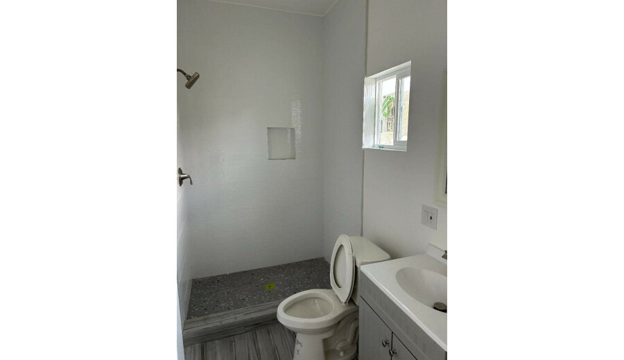 Здається будинок -