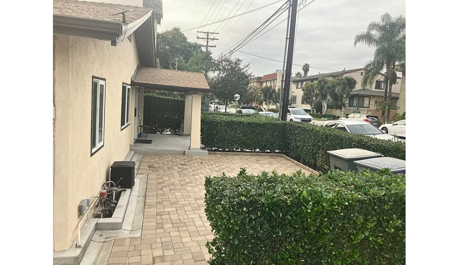 Здається будинок -