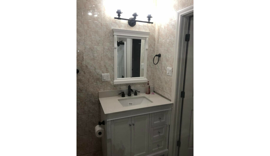 Здається квартира -