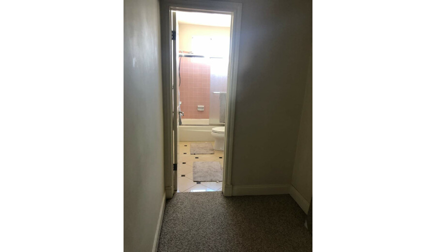 Здається будинок -