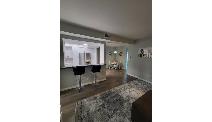 Здається квартира -