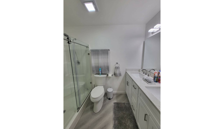 Здається квартира -