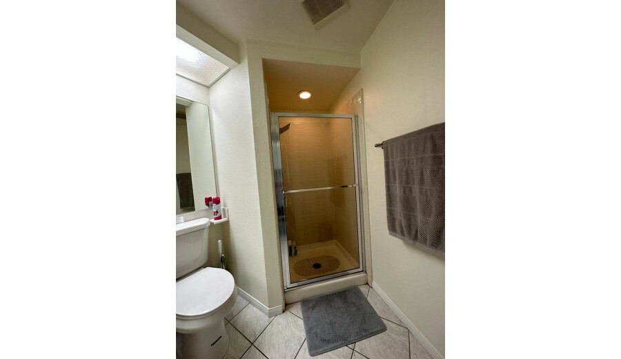 Здається будинок -