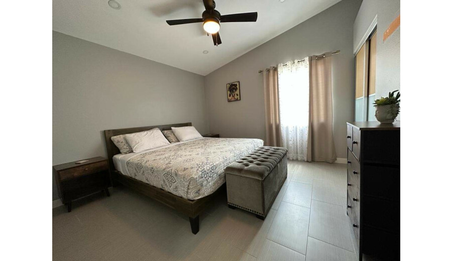 Здається будинок -