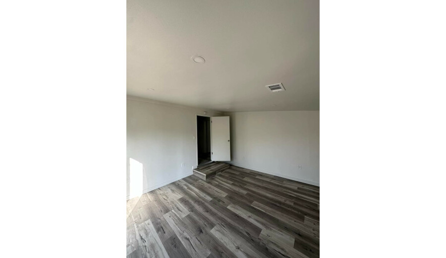 Здається будинок -