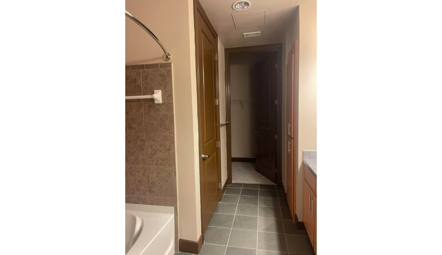 Здається квартира -