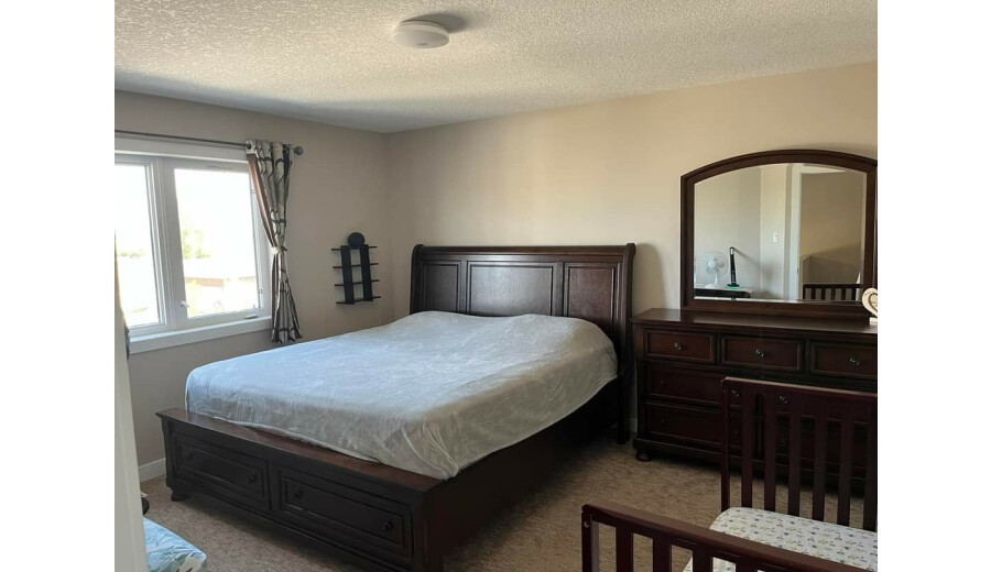 Продаж будинку -