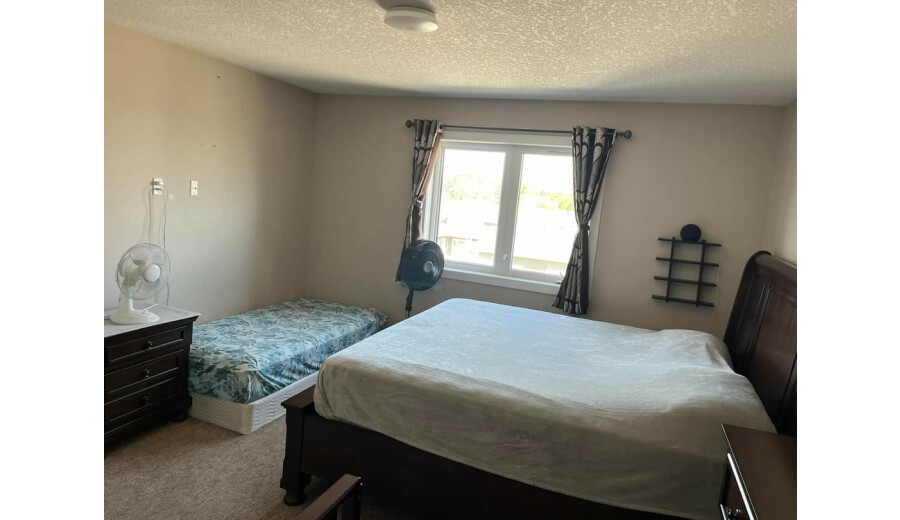 Продаж будинку -