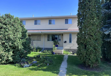 Продаж будинку