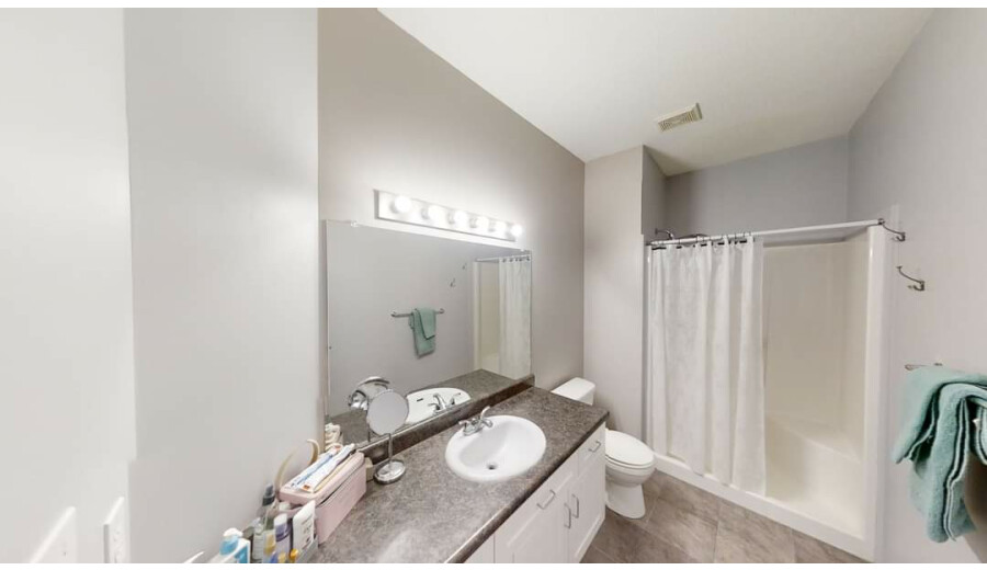 Продаж квартири -