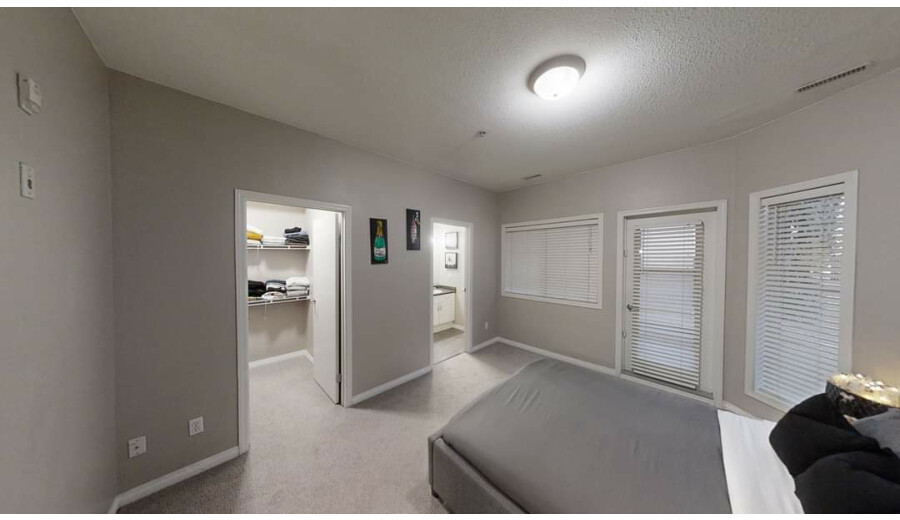 Продаж квартири -