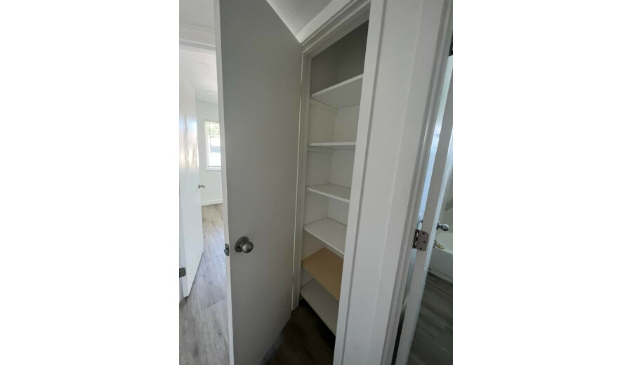 Здається квартира -