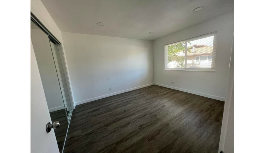 Здається квартира -