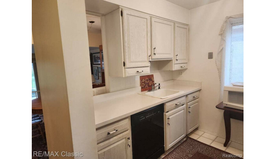 Продаж будинку -