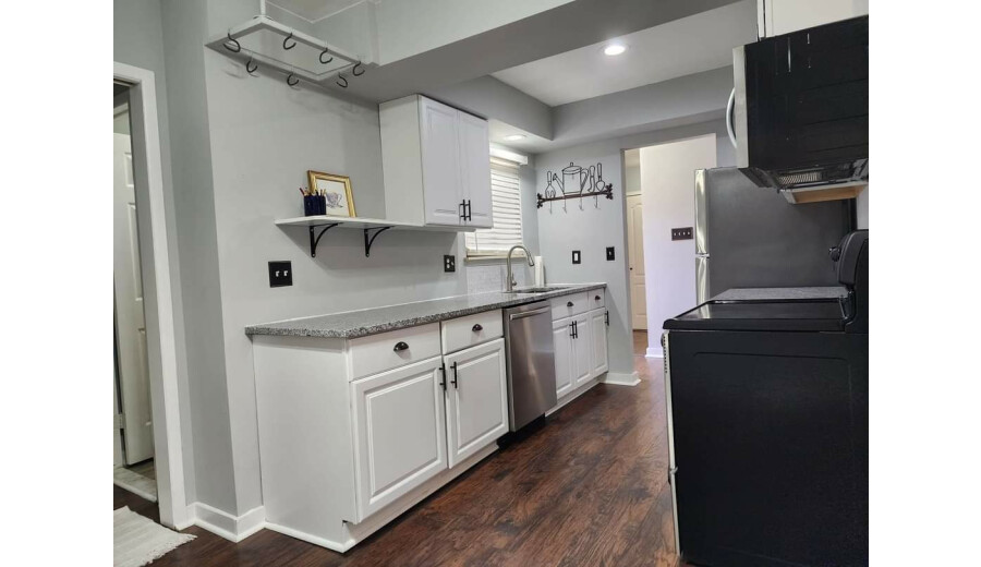 Здається будинок -