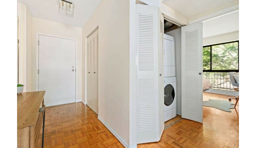 Продаж квартири -