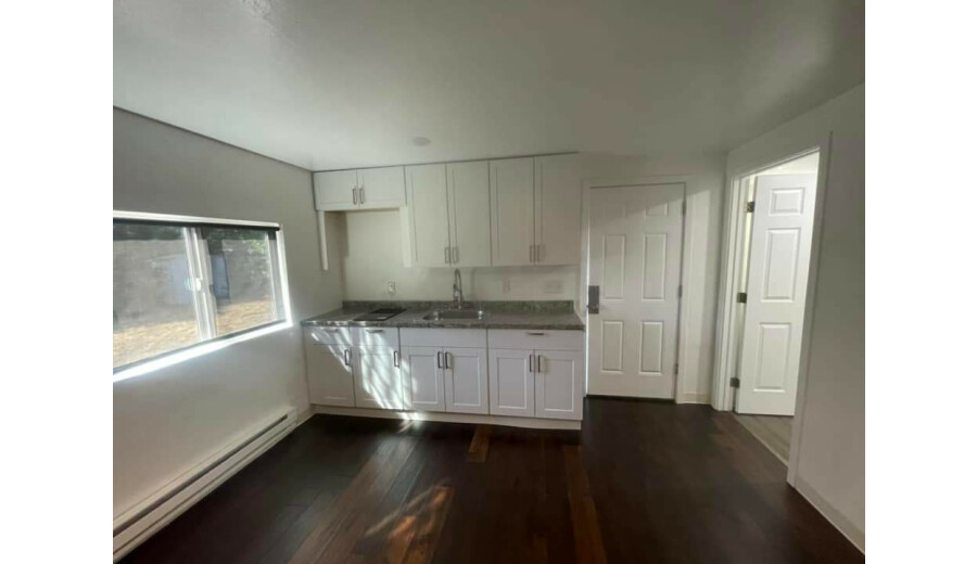 Здається студія -