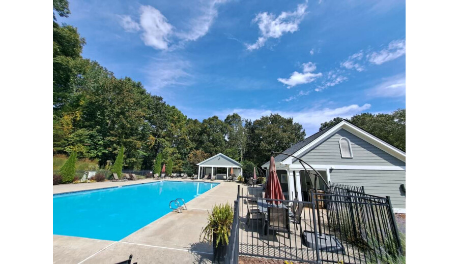 Продаж будинку -