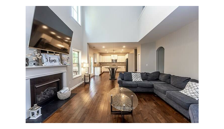 Продаж будинку -