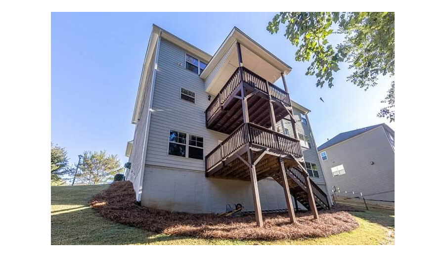 Продаж будинку -