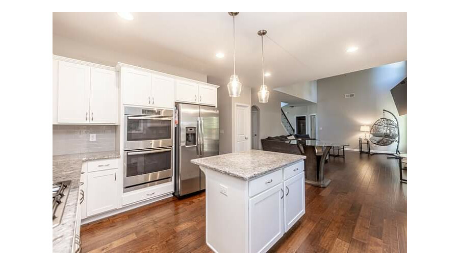 Продаж будинку -