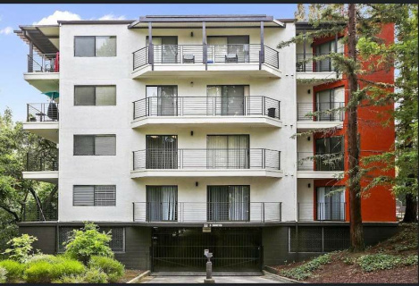 Здається квартира