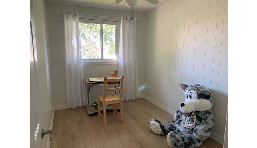 Здається будинок -