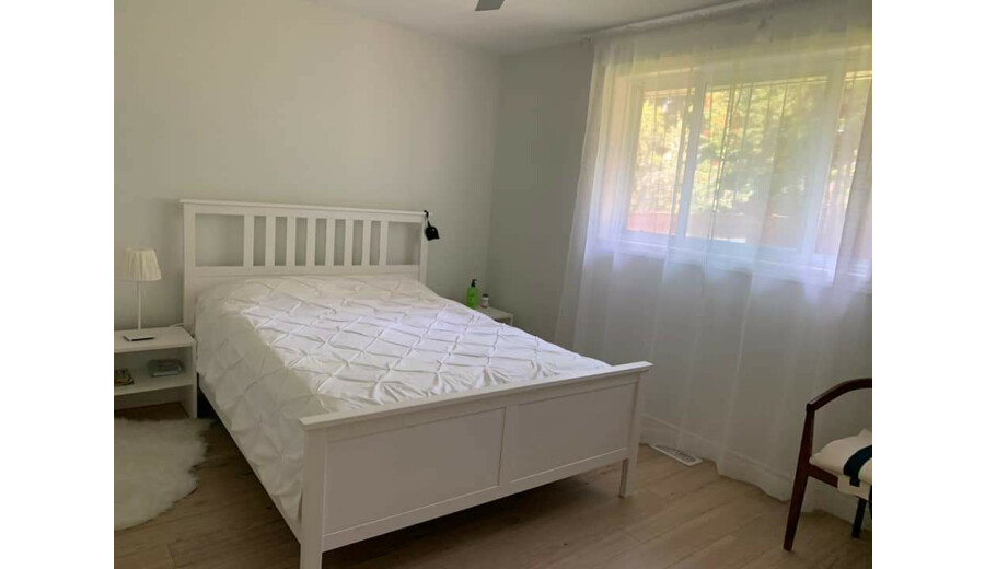 Здається будинок -