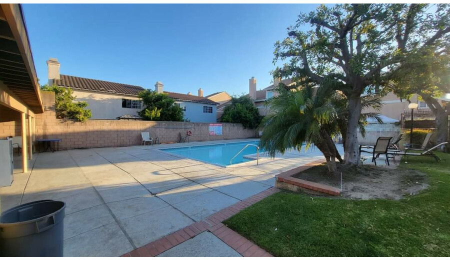 Здається квартира -