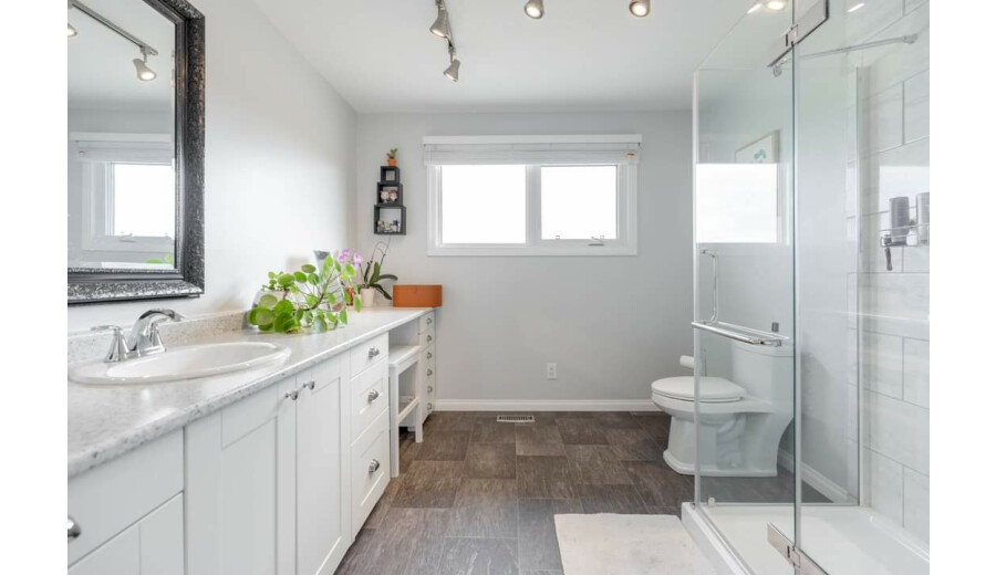 Продаж будинку -