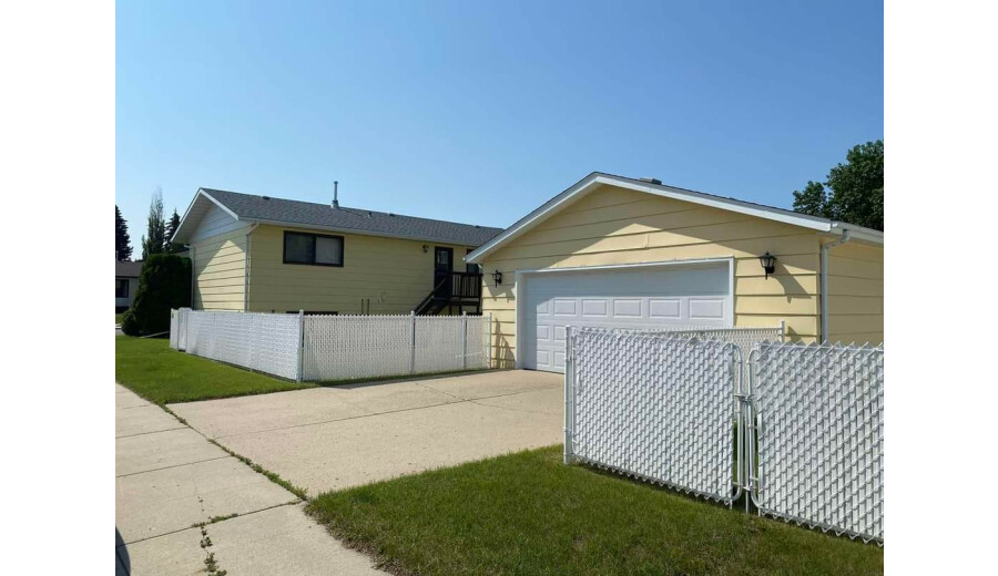 Здається будинок -