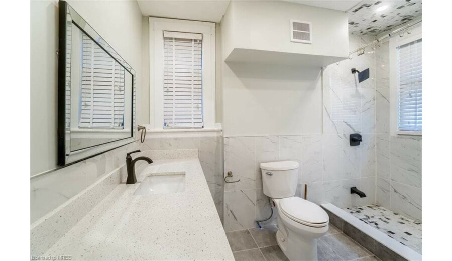 Здається квартира -