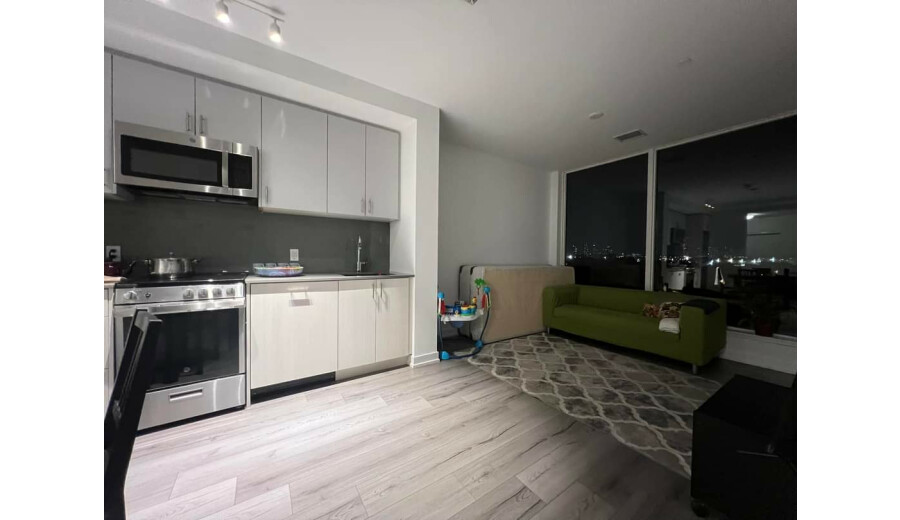 Здається квартира -