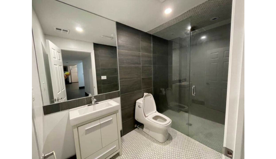 Здається квартира -