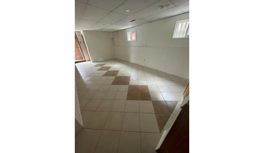 Здається квартира -