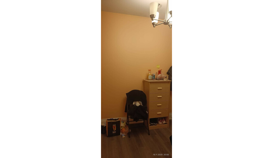 Здається кімната -