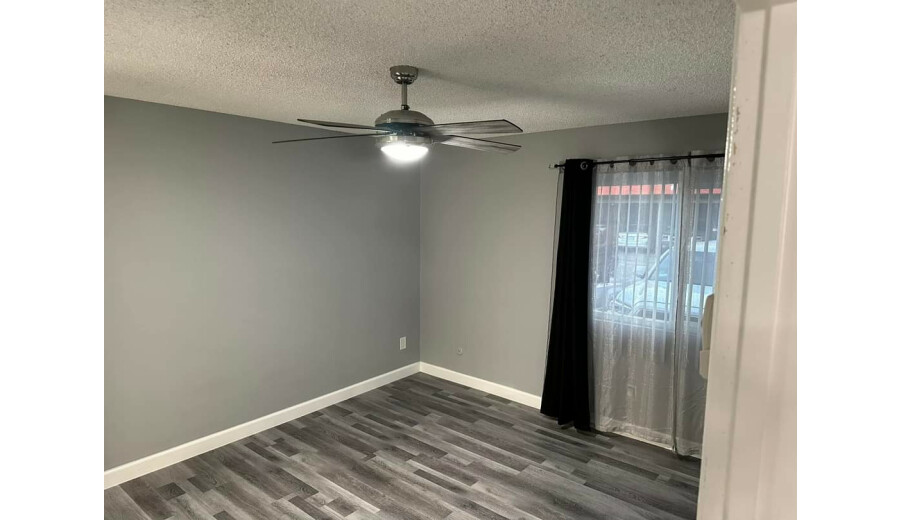 Здається квартира -