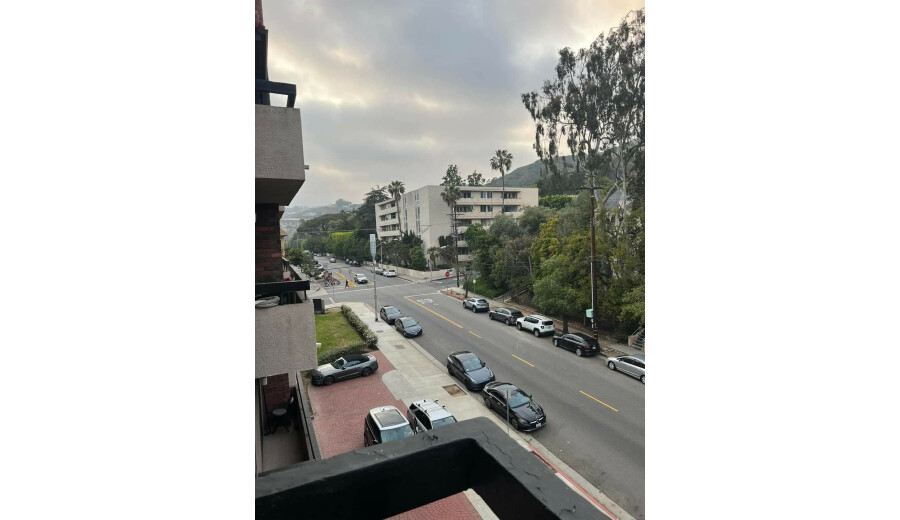 Здається квартира -