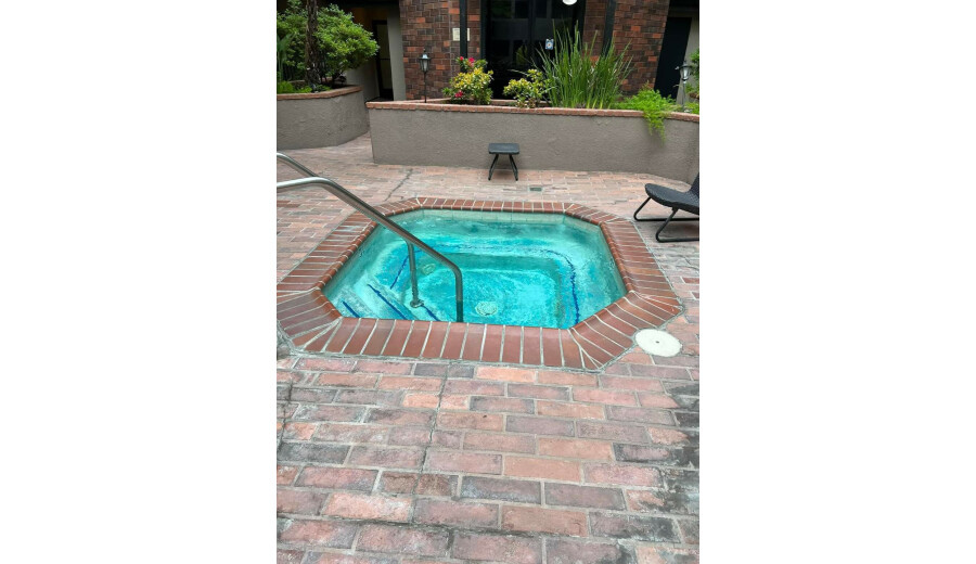 Здається квартира -