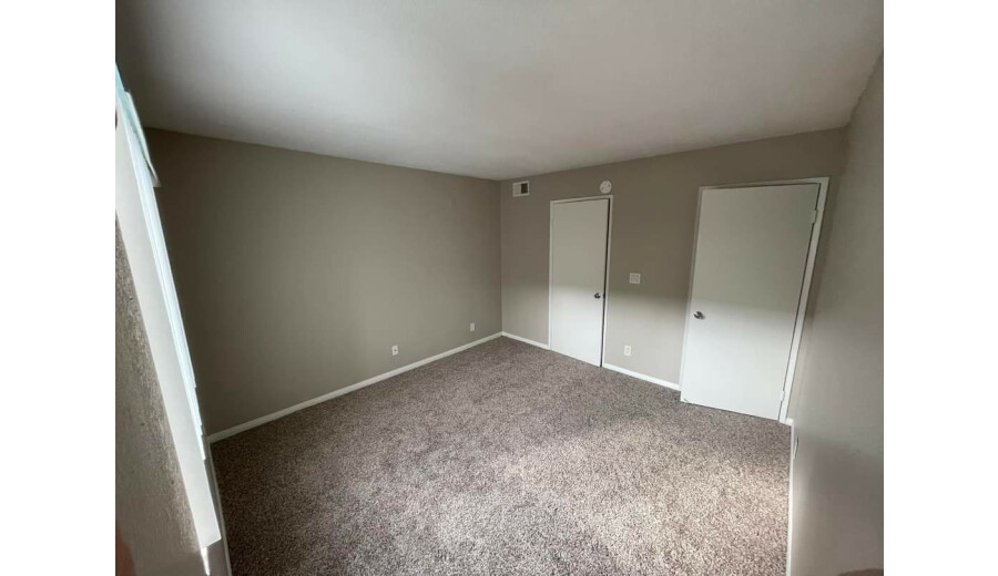 Здається кімната -