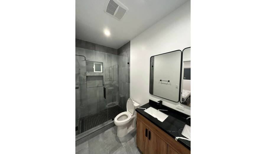 Здається кімната -