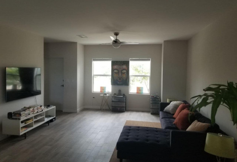 Здається майстер бедрум