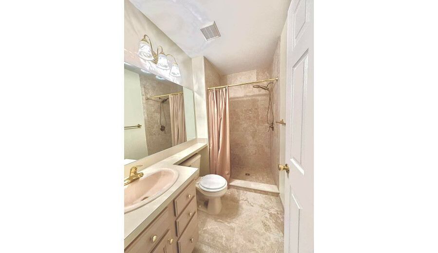 Здається будинок -