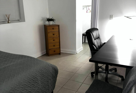 Здається кімната в Basemont