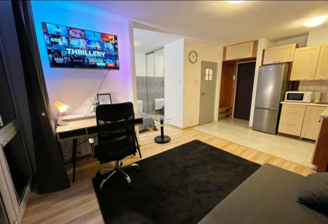 Доступна квартира в оренду помісячно