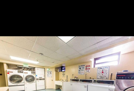 Здається від власника тепла, світла 1 bed квартира