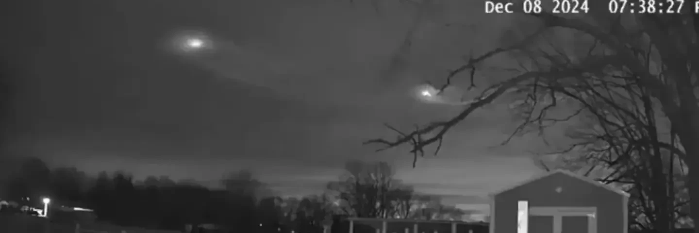 "UFOs" have been spotted over New Jersey for a month in the US, Trump demands to shoot them down