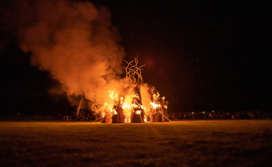 Ukrainian.us contest for the best logo of the Ukrainian camp "Misto" for Burning Man 2024 - 