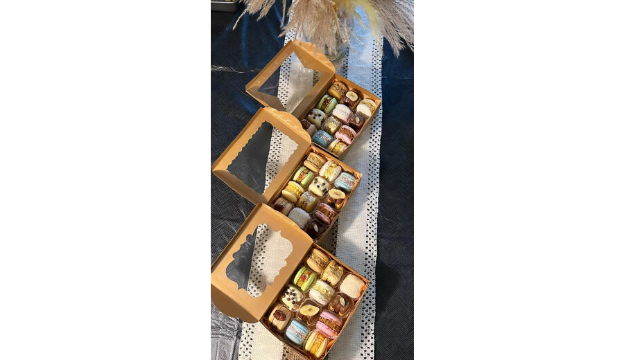 Макаронси на замовлення -