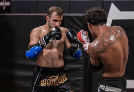 Тренування з боксу та кікбоксингу